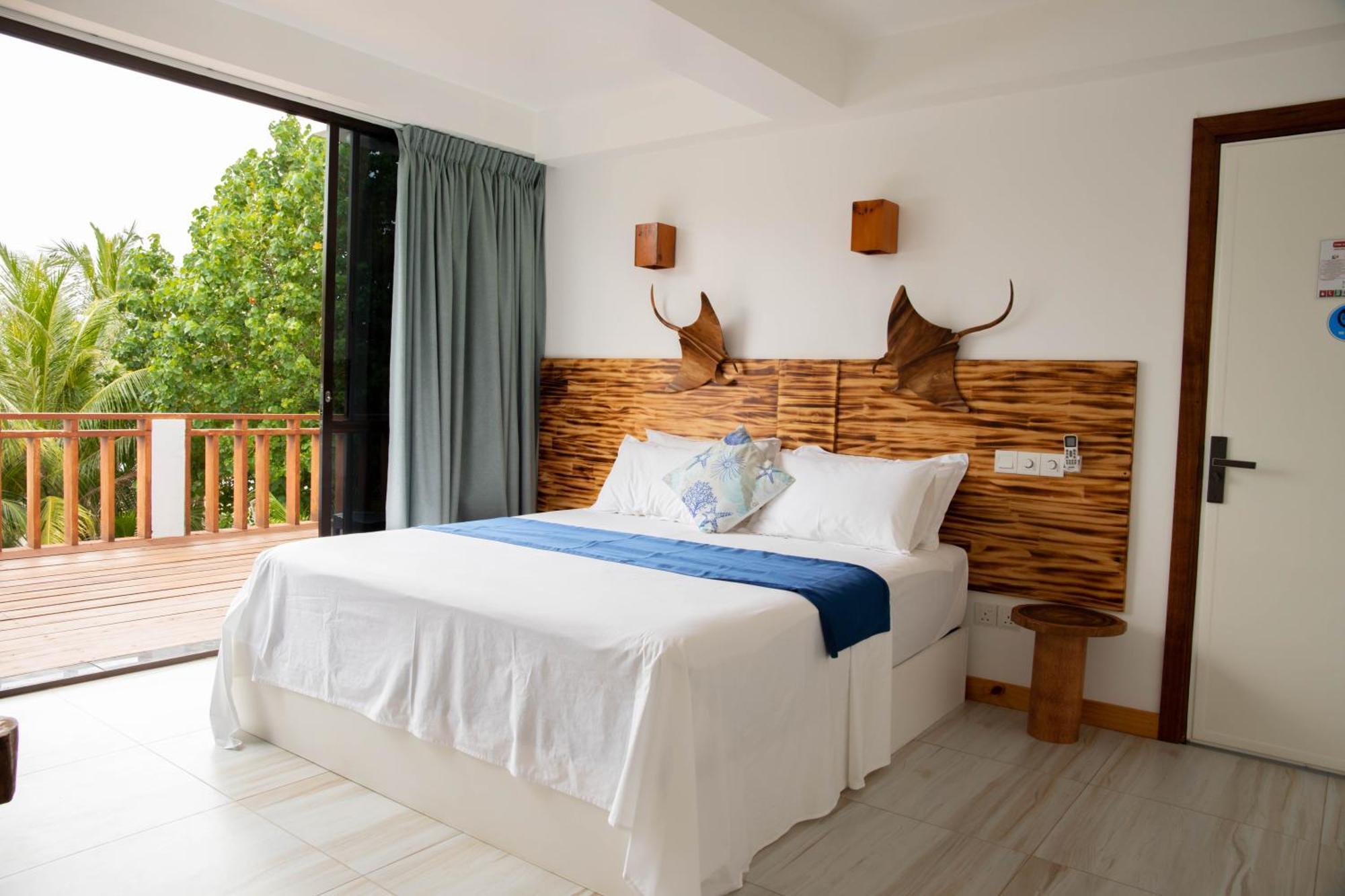 Kudhi Boli Beach House Thulusdhoo Exterior photo