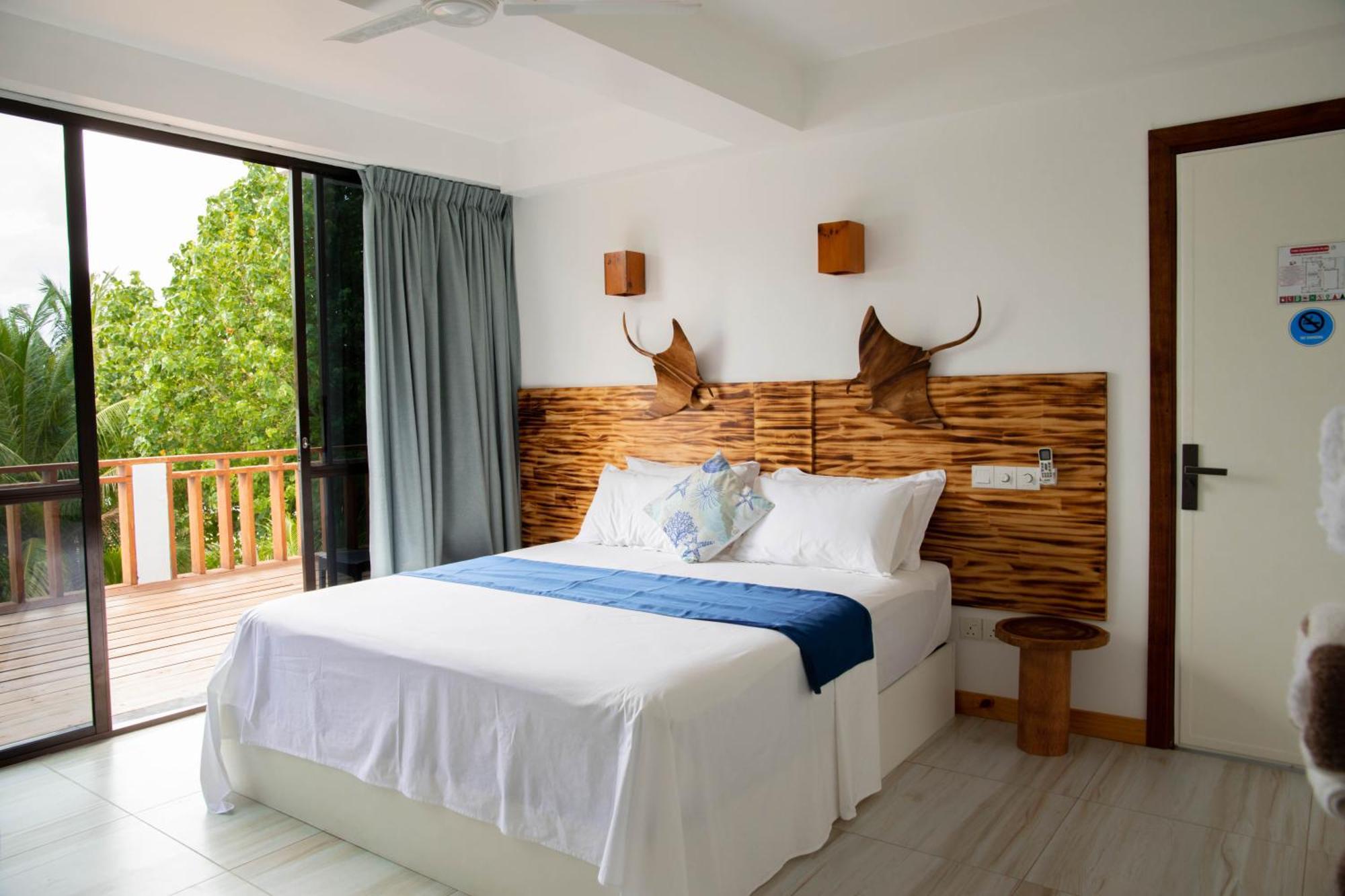 Kudhi Boli Beach House Thulusdhoo Room photo