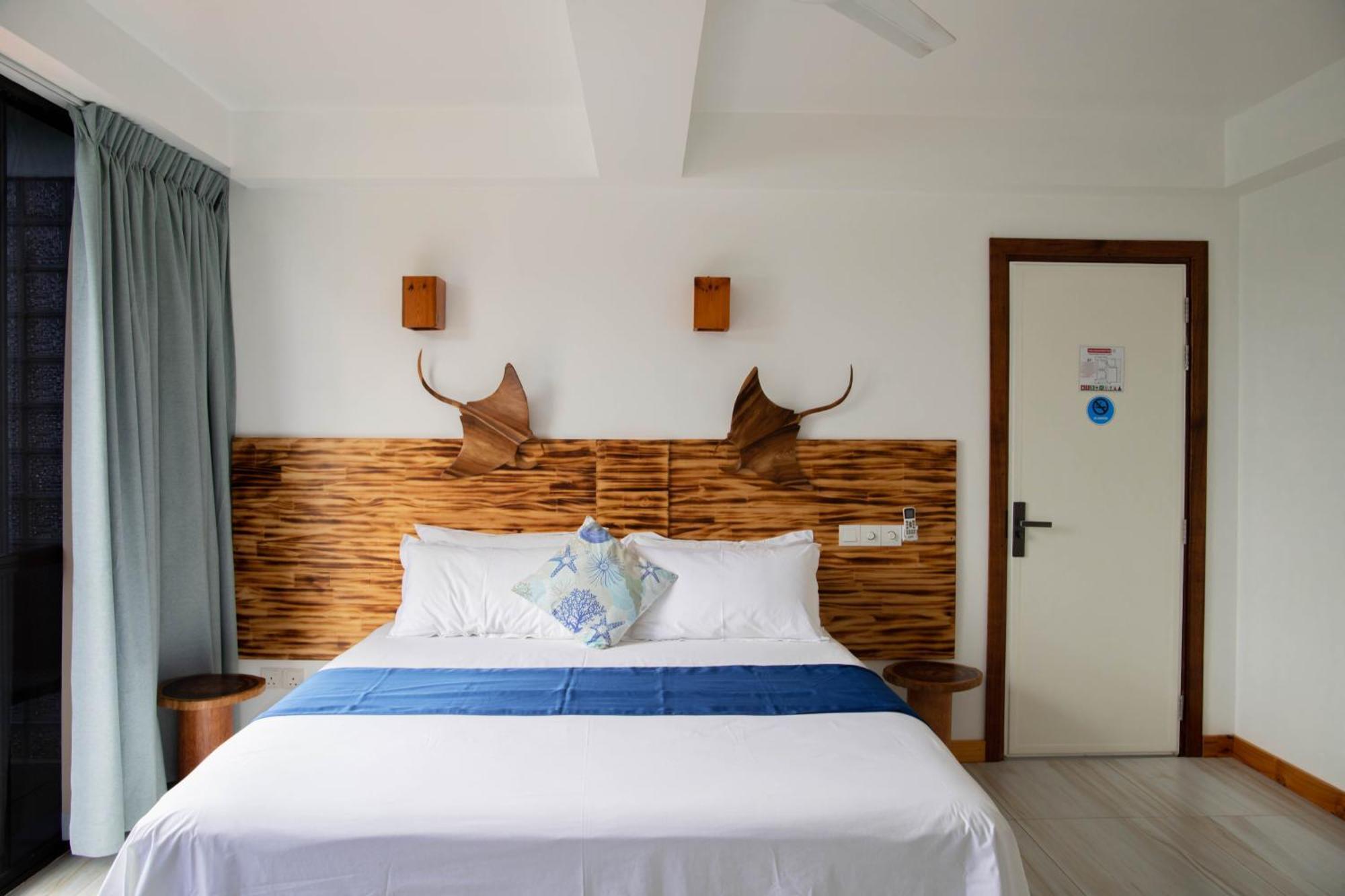 Kudhi Boli Beach House Thulusdhoo Room photo